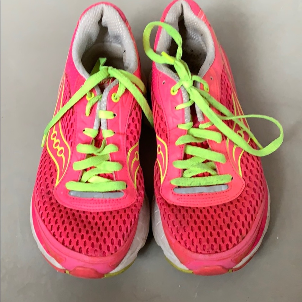 Pink and yellow saucony size 8.5